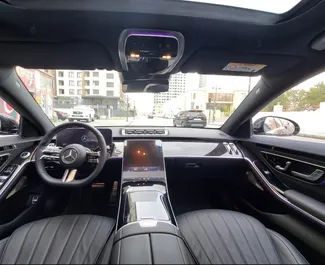Verhuur Mercedes-Benz S-Class. Premium, Luxe Auto te huur in Azerbeidzjan ✓ Borg van Borg van 1500 AZN ✓ Verzekeringsmogelijkheden TPL.