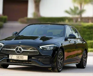Vooraanzicht van een huurauto Mercedes-Benz C200 in Dubai, Verenigde Arabische Emiraten ✓ Auto #6160. ✓ Transmissie Automatisch TM ✓ 0 beoordelingen.