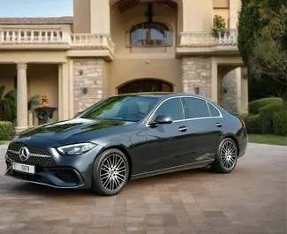 Vooraanzicht van een huurauto Mercedes-Benz C300 Coupe in Dubai, Verenigde Arabische Emiraten ✓ Auto #15329. ✓ Transmissie Automatisch TM ✓ 0 beoordelingen.