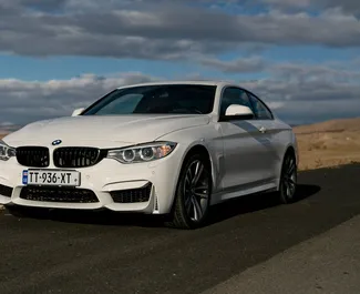 Vooraanzicht van een huurauto BMW 430i Cabrio in Tbilisi, Georgië ✓ Auto #15341. ✓ Transmissie Automatisch TM ✓ 0 beoordelingen.