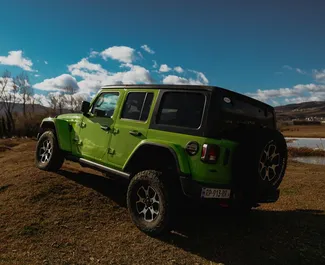 Autohuur Jeep Wrangler Rubicon 2022 in in Georgië, met Diesel brandstof en 260 pk ➤ Vanaf 270 GEL per dag.