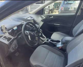 Autohuur Ford Escape 2014 in in Georgië, met Benzine brandstof en  pk ➤ Vanaf 62 GEL per dag.