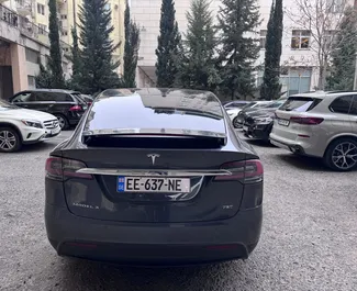 Autohuur Tesla Model-X 2016 in in Georgië, met Elektriciteit brandstof en 333 pk ➤ Vanaf 300 GEL per dag.