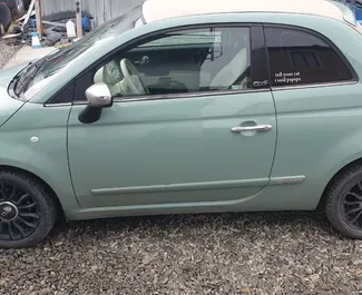 Benzine motor van 1,4L van Fiat 500 Cabrio 2011 te huur in Tbilisi.