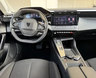 Peugeot 308 2023 met Vooraandrijving systeem, beschikbaar in Rafailovici.