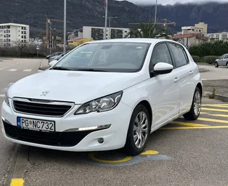 Vooraanzicht van een huurauto Peugeot 308 in Bar, Montenegro ✓ Auto #15391. ✓ Transmissie Handmatig TM ✓ 0 beoordelingen.