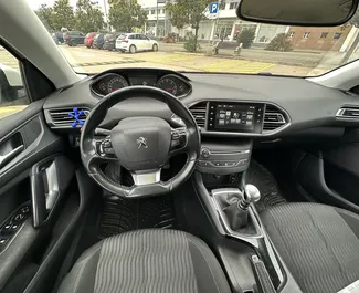 Autohuur Peugeot 308 2015 in in Montenegro, met Diesel brandstof en 120 pk ➤ Vanaf 30 EUR per dag.
