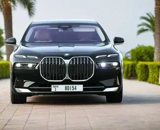 Autohuur BMW 735i #15327 Automatisch in Dubai, uitgerust met L motor ➤ Van Abbas in de VAE.