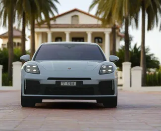 Autohuur Porsche Panamera #15331 Automatisch in Dubai, uitgerust met L motor ➤ Van Abbas in de VAE.