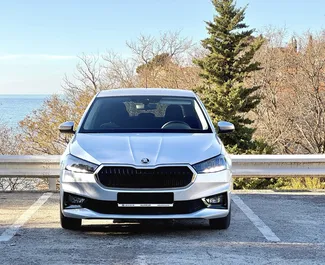 Verhuur Skoda Fabia. Economy Auto te huur in Montenegro ✓ Borg van Borg van 100 EUR ✓ Verzekeringsmogelijkheden TPL, CDW, SCDW, FDW, Buitenland.