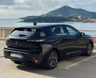 Peugeot 308 2023 beschikbaar voor verhuur in Rafailovici, met een kilometerlimiet van onbeperkt.