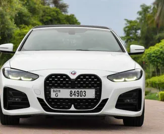 Vooraanzicht van een huurauto BMW 420i Cabrio in Dubai, Verenigde Arabische Emiraten ✓ Auto #15321. ✓ Transmissie Automatisch TM ✓ 0 beoordelingen.