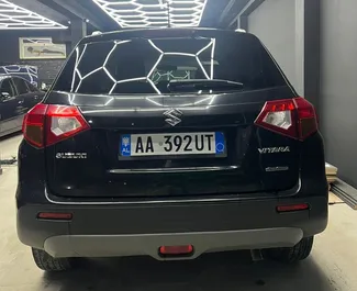 Suzuki Vitara 2018 beschikbaar voor verhuur op de luchthaven van Tirana, met een kilometerlimiet van onbeperkt.