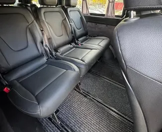 Mercedes-Benz Vito 2019 met Vooraandrijving systeem, beschikbaar in Tbilisi.