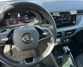 Benzine motor van 1,0L van Skoda Kamiq 2024 te huur in Herceg-Novi.