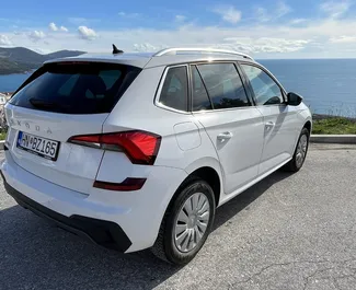 Benzine motor van 1,0L van Skoda Kamiq 2024 te huur in Herceg-Novi.