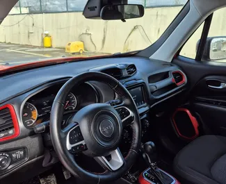 Jeep Renegade 2018 beschikbaar voor verhuur in Koetaisi, met een kilometerlimiet van onbeperkt.