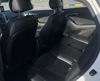 Hyundai Elantra 2015 met Vooraandrijving systeem, beschikbaar in Durrës.