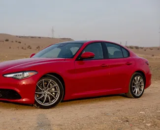 Vooraanzicht van een huurauto Alfa Romeo Giulia in Tbilisi, Georgië ✓ Auto #15493. ✓ Transmissie Automatisch TM ✓ 0 beoordelingen.