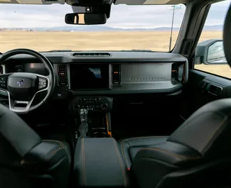 Verhuur Ford Bronco. Comfort, SUV Auto te huur in Georgië ✓ Borg van Borg van 800 GEL ✓ Verzekeringsmogelijkheden TPL.