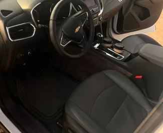 Verhuur Chevrolet Equinox. Comfort, Crossover Auto te huur in Georgië ✓ Borg van Zonder Borg ✓ Verzekeringsmogelijkheden TPL, CDW, Geen storting.