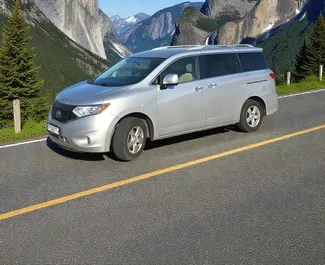 Benzine motor van 3,5L van Nissan Quest 2017 te huur in Batumi.