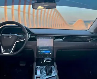 Benzine motor van L van JAC J7 2025 te huur in Dubai.