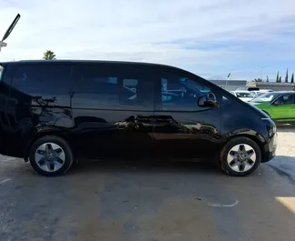 Autohuur Hyundai Staria 2025 in in Turkije, met Benzine brandstof en 165 pk ➤ Vanaf 99 USD per dag.