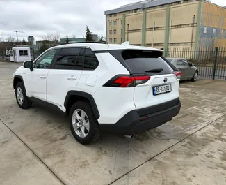 Verhuur Toyota Rav4. Comfort, SUV, Crossover Auto te huur in Georgië ✓ Borg van Zonder Borg ✓ Verzekeringsmogelijkheden TPL, FDW, Passagiers, Diefstal, Geen storting.