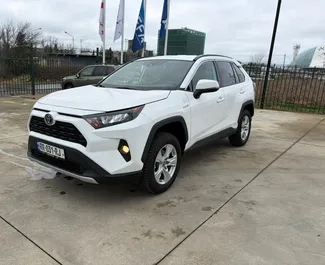 Autohuur Toyota Rav4 2023 in in Georgië, met Hybride brandstof en 219 pk ➤ Vanaf 119 GEL per dag.