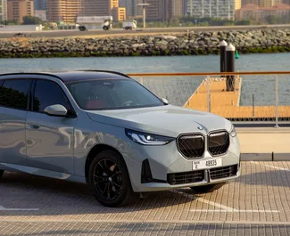 Autohuur BMW X3 2026 in in de VAE, met Benzine brandstof en 245 pk ➤ Vanaf 550 AED per dag.