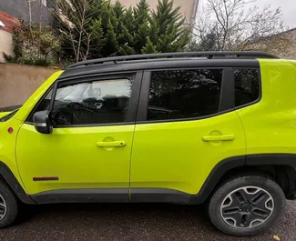 Jeep Renegade 2017 beschikbaar voor verhuur in Tbilisi, met een kilometerlimiet van 200 km/dag.