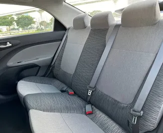 Kia Pegas 2025 met Vooraandrijving systeem, beschikbaar in Dubai.