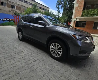 Autohuur Nissan Rogue 2016 in in Georgië, met Benzine brandstof en 160 pk ➤ Vanaf 125 GEL per dag.