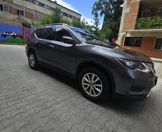 Autohuur Nissan Rogue 2018 in in Georgië, met Benzine brandstof en 160 pk ➤ Vanaf 125 GEL per dag.
