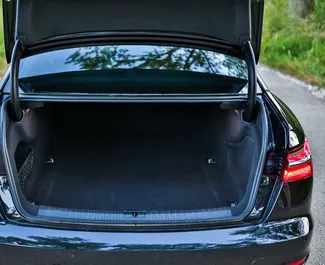 Diesel motor van 2,0L van Audi A6 2021 te huur in Becici.