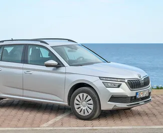 Vooraanzicht van een huurauto Skoda Kamiq in Budva, Montenegro ✓ Auto #15823. ✓ Transmissie Automatisch TM ✓ 0 beoordelingen.