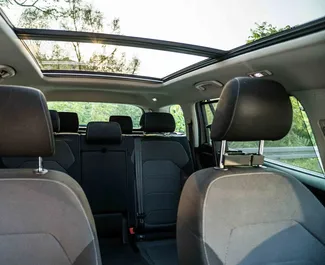 Autohuur Skoda Kodiaq 2018 in in Montenegro, met Diesel brandstof en 140 pk ➤ Vanaf 65 EUR per dag.