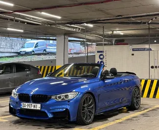Vooraanzicht van een huurauto BMW 428i Cabrio in Tbilisi, Georgië ✓ Auto #15815. ✓ Transmissie Automatisch TM ✓ 0 beoordelingen.