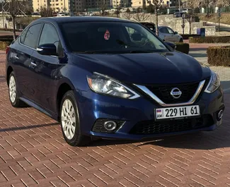 Vooraanzicht van een huurauto Nissan Sentra op de luchthaven van Yerevan, Armenië ✓ Auto #15873. ✓ Transmissie Automatisch TM ✓ 0 beoordelingen.