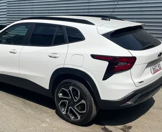 Benzine motor van 1,2L van Chevrolet Trax 2025 te huur in Tbilisi.