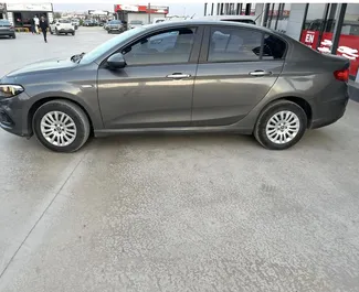 Verhuur Fiat Egea. Economy, Comfort Auto te huur in Turkije ✓ Borg van Borg van 600 USD ✓ Verzekeringsmogelijkheden TPL, SCDW, FDW, Jonge, Geen storting.