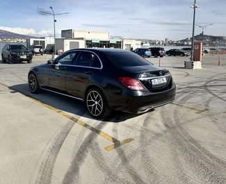 Mercedes-Benz C-Class 2017 met Vooraandrijving systeem, beschikbaar in Tbilisi.