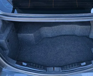 Ford Fusion Sedan 2020 met Vooraandrijving systeem, beschikbaar in Tbilisi.