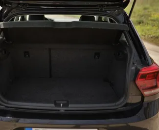 Diesel motor van 1,6L van Volkswagen Polo 2022 te huur in Becici.