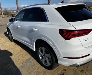 Verhuur Audi Q3. Comfort, Premium, Crossover Auto te huur in Georgië ✓ Borg van Borg van 700 GEL ✓ Verzekeringsmogelijkheden TPL, SCDW, Passagiers, Diefstal, Geen storting.