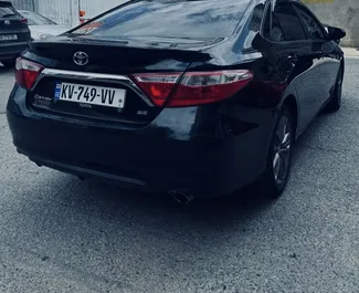 Autohuur Toyota Camry 2015 in in Georgië, met Benzine brandstof en 178 pk ➤ Vanaf 90 GEL per dag.