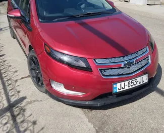 Vooraanzicht van een huurauto Chevrolet Volt in Koetaisi, Georgië ✓ Auto #15780. ✓ Transmissie Automatisch TM ✓ 0 beoordelingen.