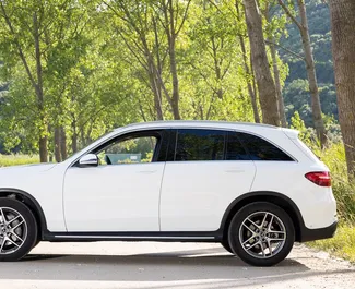 Verhuur Mercedes-Benz GLC250. Comfort, Premium, Crossover Auto te huur in Montenegro ✓ Borg van Borg van 500 EUR ✓ Verzekeringsmogelijkheden TPL, Buitenland.