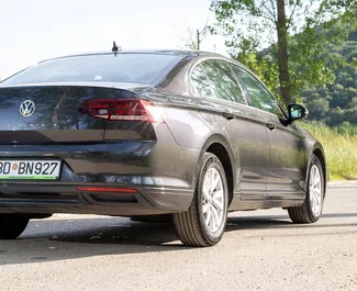 Verhuur Volkswagen Passat. Comfort Auto te huur in Montenegro ✓ Borg van Borg van 300 EUR ✓ Verzekeringsmogelijkheden TPL, Buitenland.
